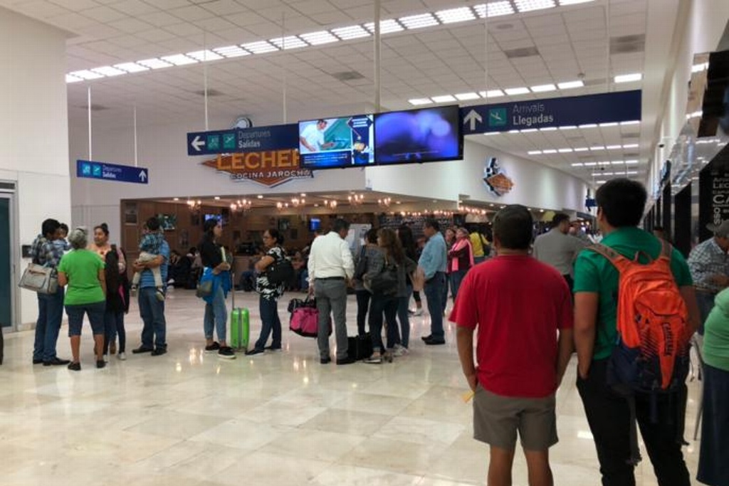 Demoras De Vuelos En El Aeropuerto De Veracruz Xeu Noticias Veracruz