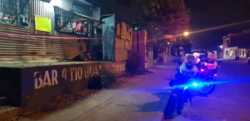 Tras Resistirse A Asalto Balean A Sujeto En Bar De Coatzacoalcos Xeu