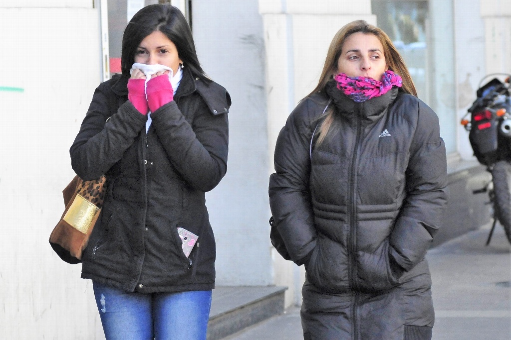 Emiten Alerta Gris Por Lluvia Norte Y Marcado Descenso De Temperatura