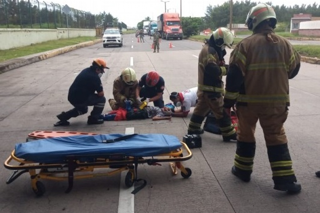 Mujer Se Avienta De Puente En Zona Portuaria De Veracruz Xeu Noticias