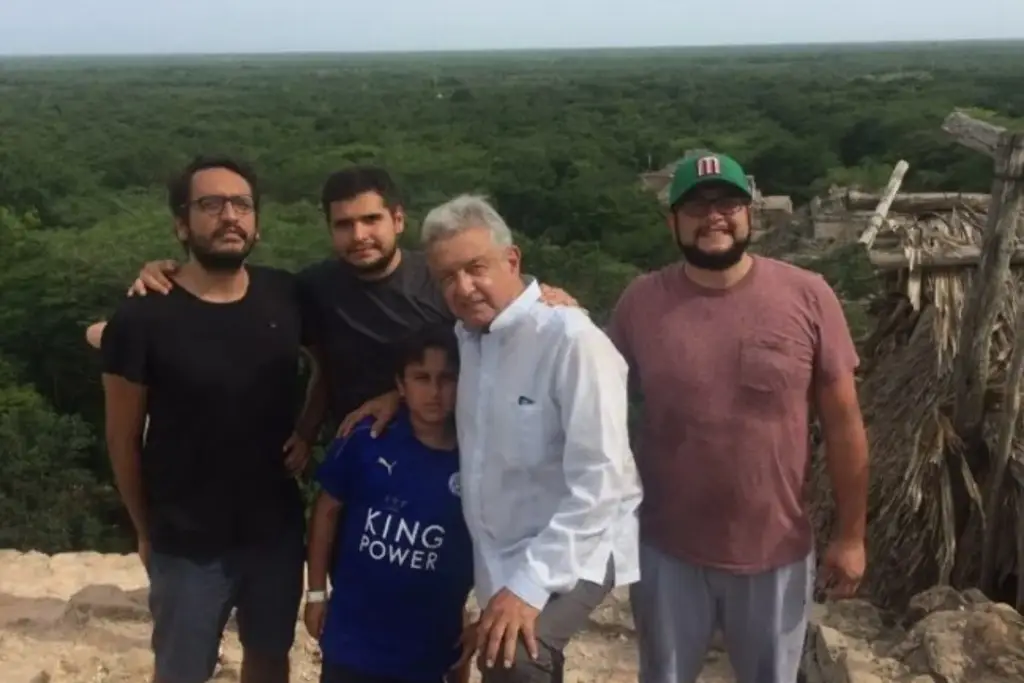 Tambi N Los Padres Son Adorables Felicidades En Su D A Amlo Xeu