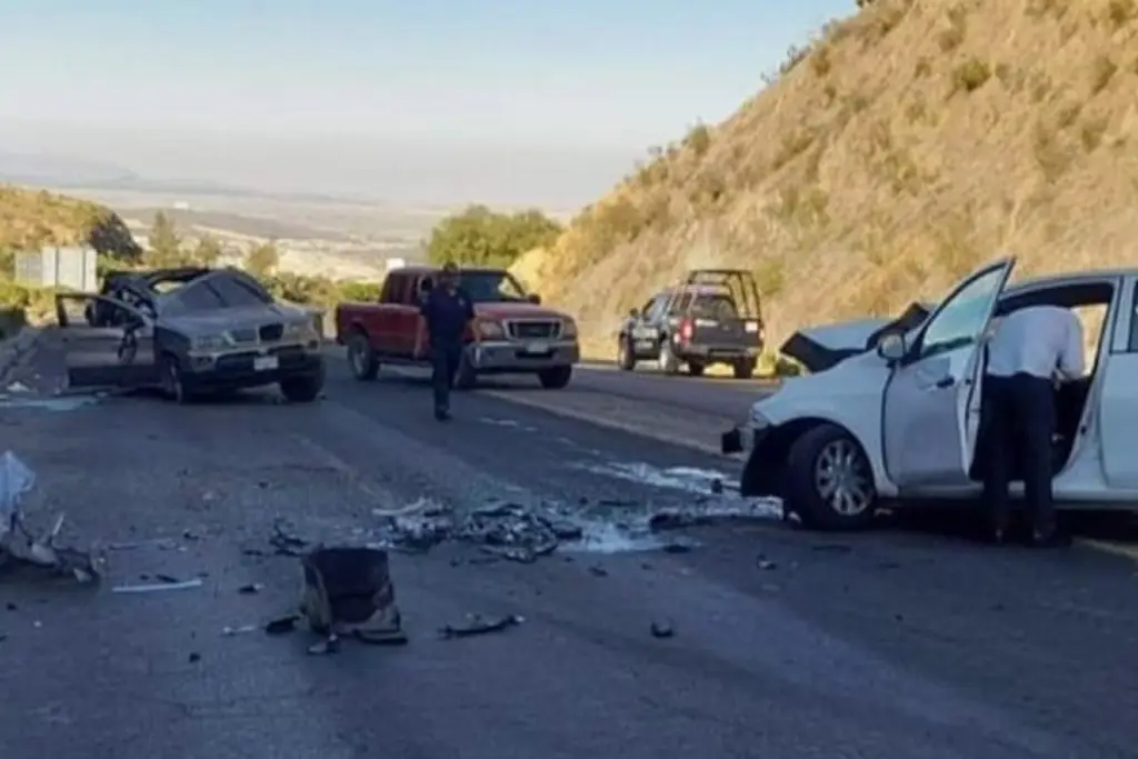 Madre E Hijo Mueren Tras Fatal Accidente Carretero Xeu Noticias Veracruz