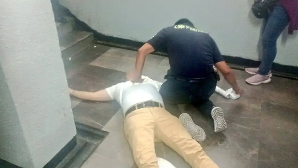 Cdmx Vive Noche Violenta Con Balacera Y Un Muerto En El Metro Xeu