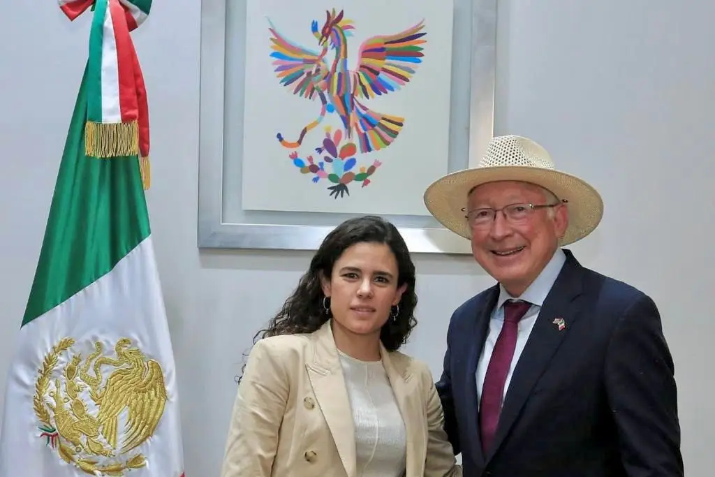 Luisa Mar A Alcalde Y Ken Salazar Acuerdan Fortalecer Atenci N En