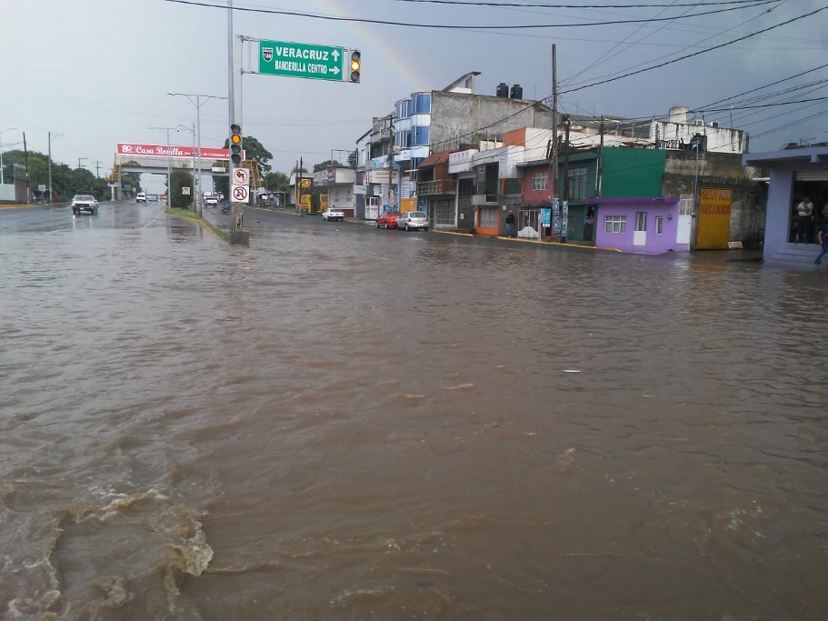 Intensas Lluvias Deja Inundaciones En Diversos Puntos De Xalapa