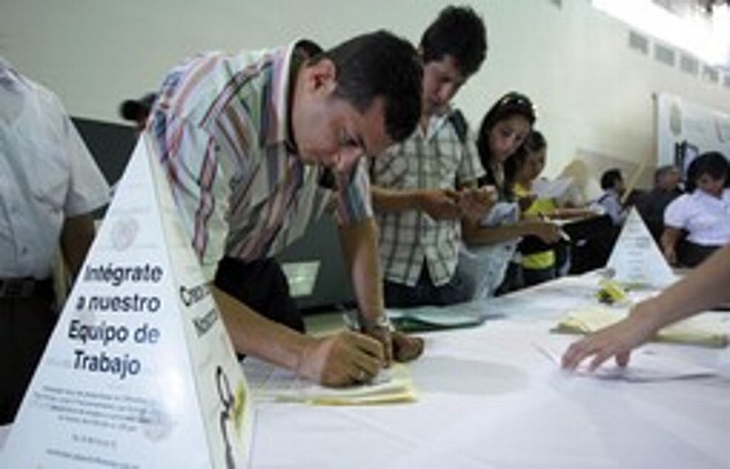 Imagen Prevé economista que no habrá aumento en empleos para este 2018
