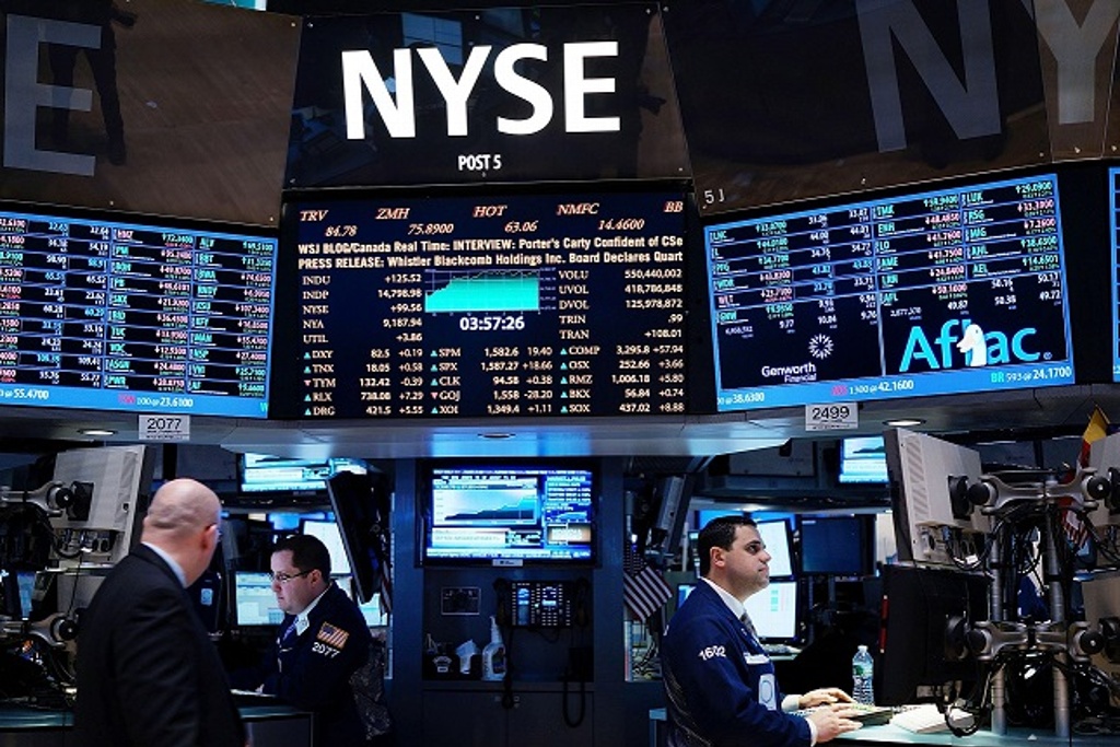 Imagen Bolsa de Nueva York opera a la baja, casi sin movimientos