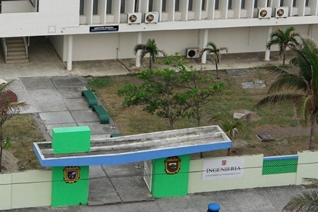 Imagen Derrumban emblemáticos edificios de la Facultad de Ingeniería de la Universidad Veracruzana