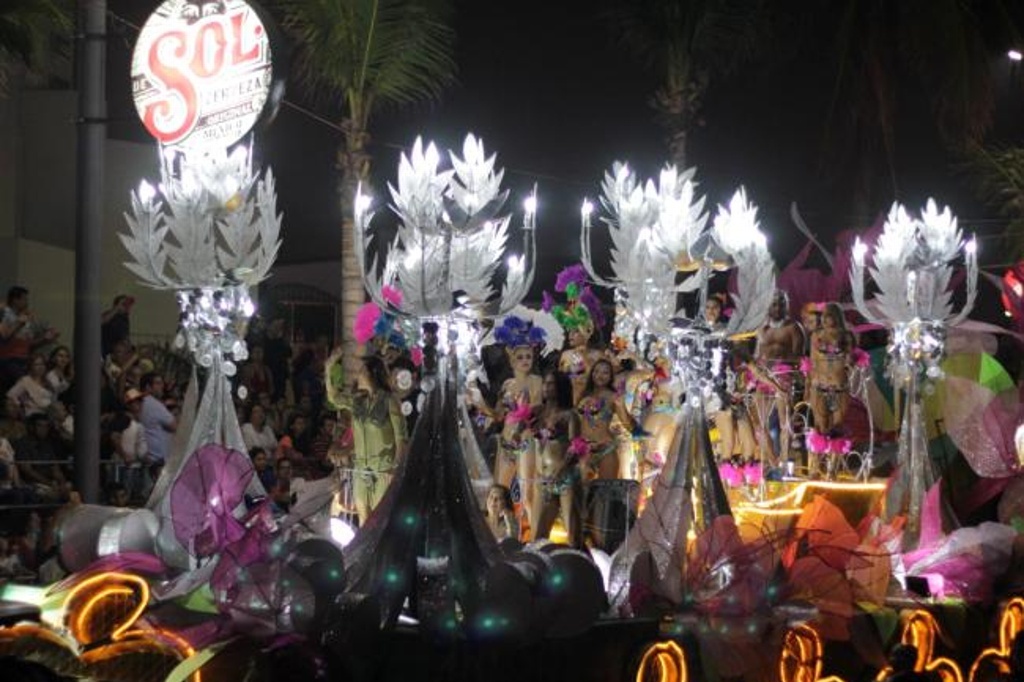 Imagen Exreyes y exreinas de Carnaval tendrán un carro majestuoso: Comité de Carnaval