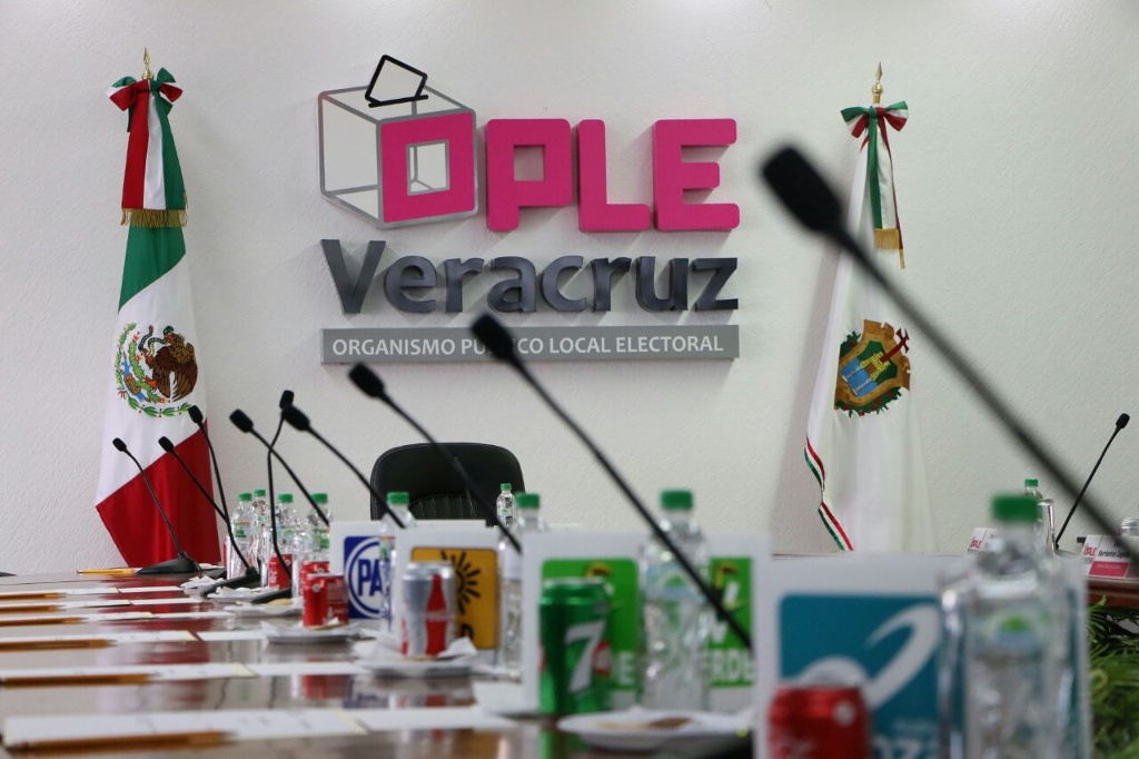 Imagen Tres coaliciones se registran ante el OPLE para elecciones extraordinarias