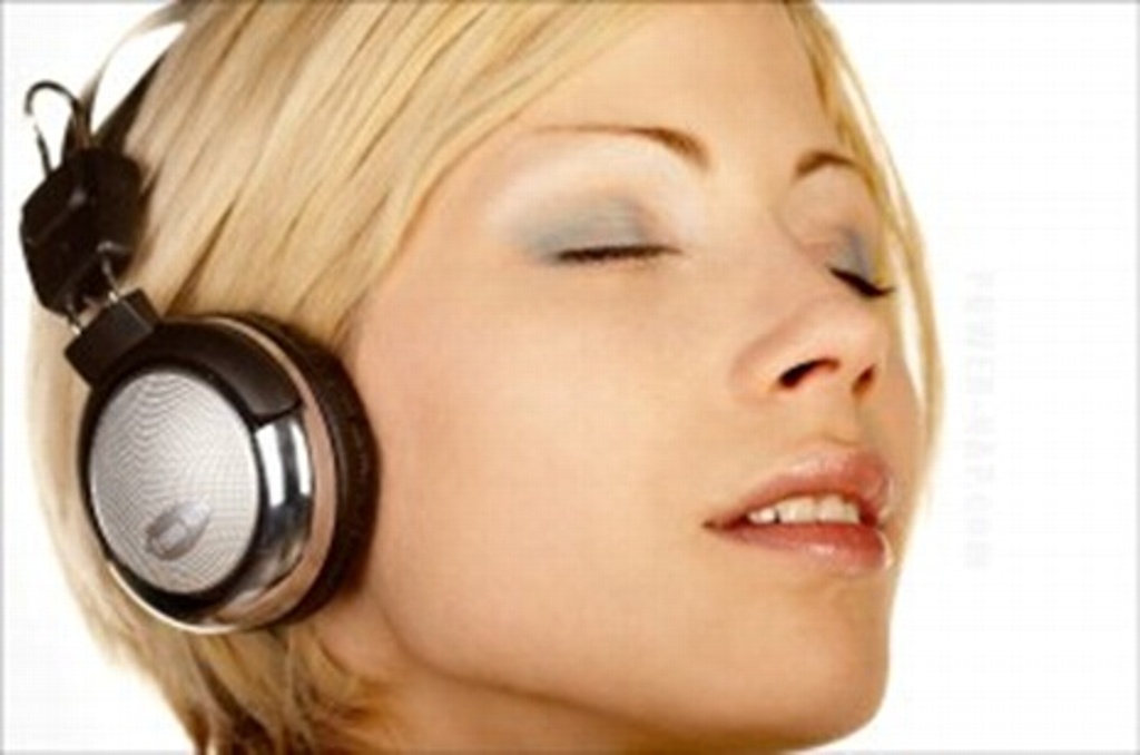 Imagen Alertan que uso constante de audífonos y cotonetes podría ocasionar otitis