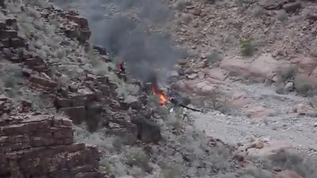 Imagen Helicóptero se estrella en el Gran Cañón, deja tres muertos