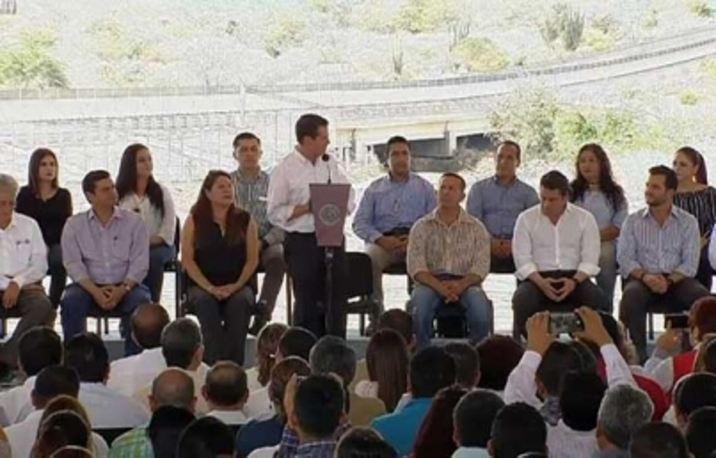 Imagen Dinámica político-electoral no debe confundirse con la del gobierno: Peña Nieto