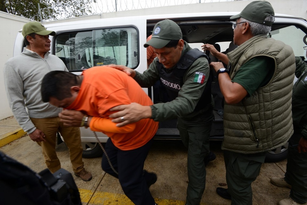 Imagen Vinculan a proceso a ex mandos y policías acusados de desaparición forzada