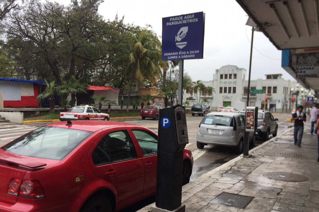 Imagen Ponen en operación nuevos parquímetros en el centro de Veracruz 
