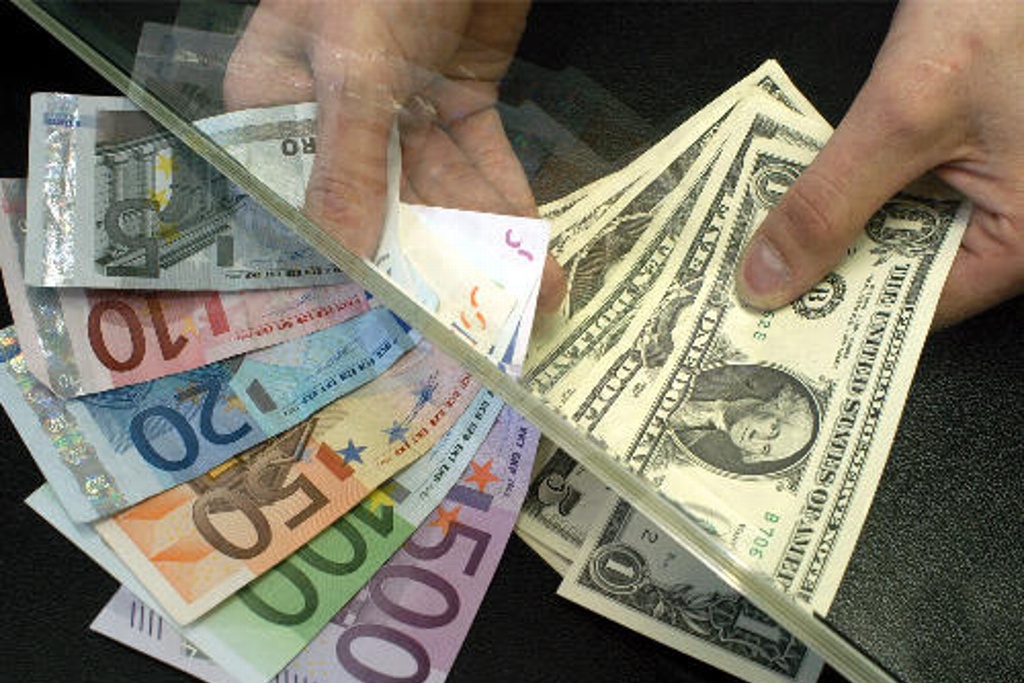 Imagen Dólar cierra sin cambios, se vende hasta en 18.87 pesos