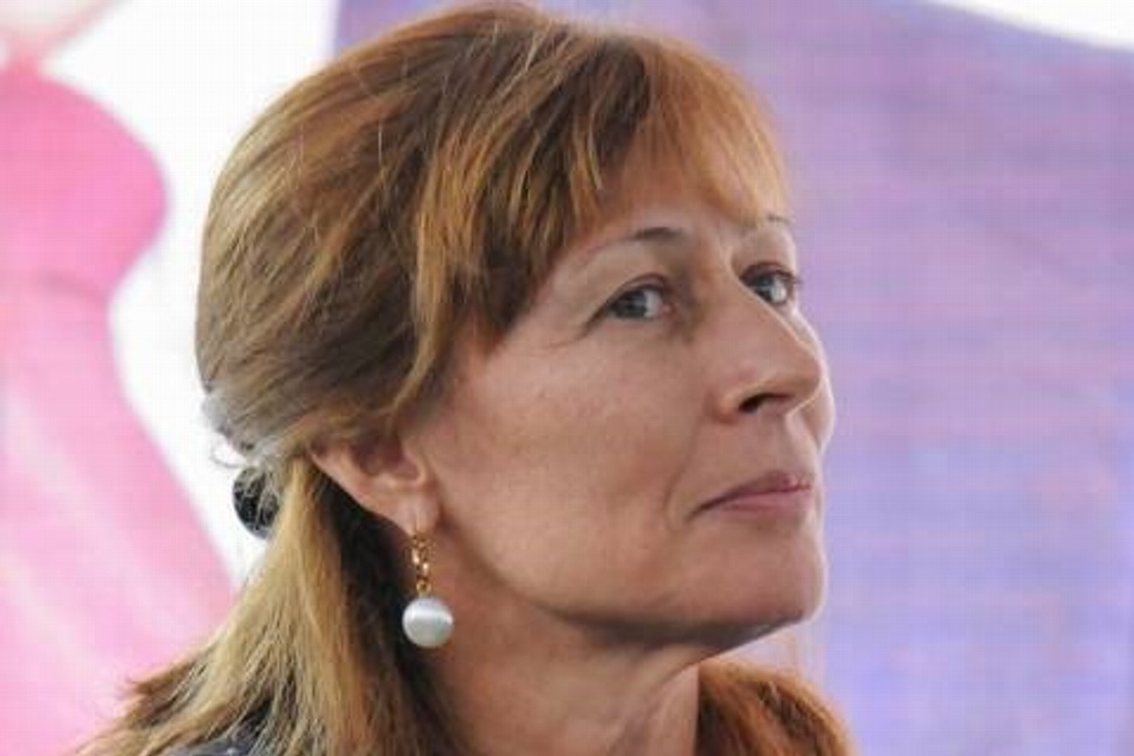 Imagen Sorprende a Tatiana Clouthier postulación de Gómez Urrutia como candidato de Morena 