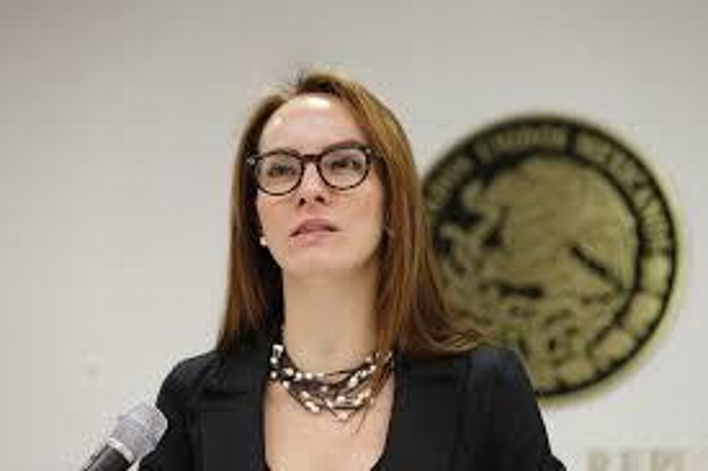 Imagen Quitan la presidencia de la Comisión de Relaciones Exteriores a Gabriela Cuevas