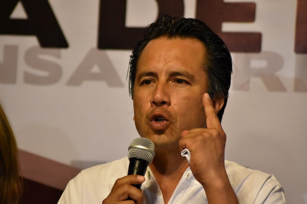 Imagen Yunes está armando estrategia para golpear a alcaldes de Morena: Cuitláhuac García 