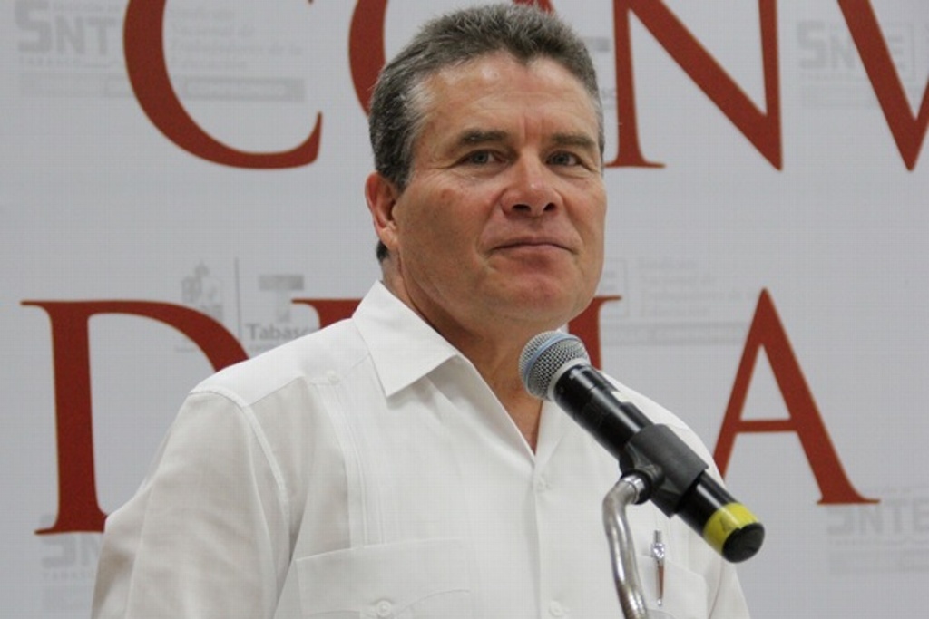 Imagen Tribunal ratifica a Juan Díaz de la Torre como líder del SNTE
