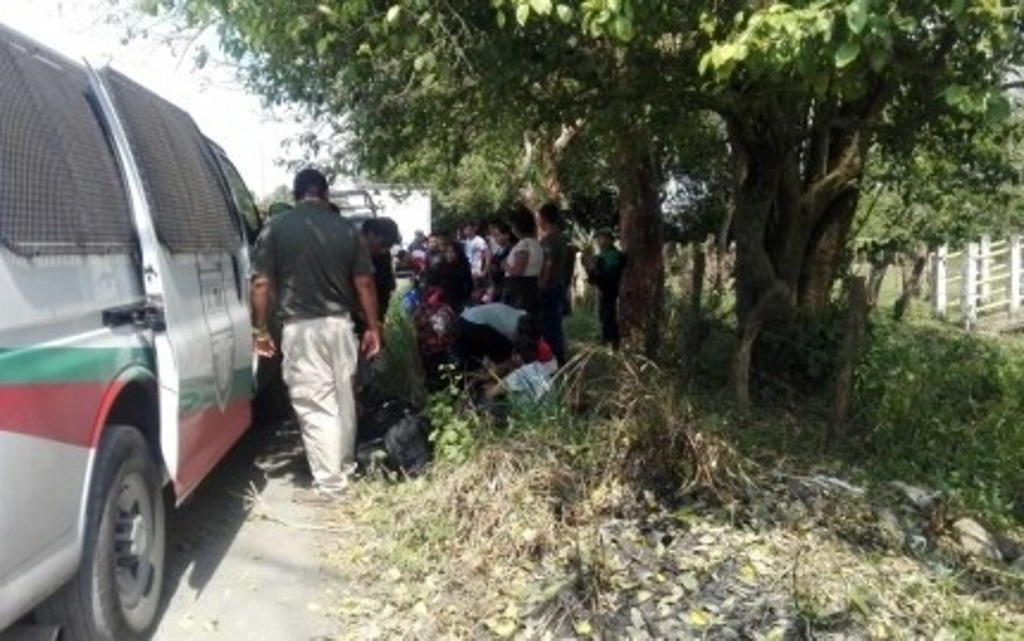 Imagen Rescatan a 35 migrantes que viajaban en una camioneta, en Medellín 