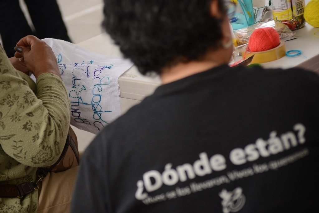 Imagen Protestan familiares de veracruzanos desaparecidos en Jalisco 