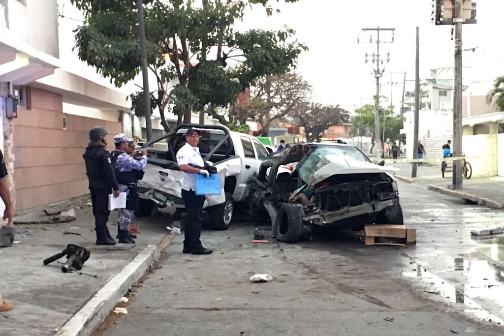 Imagen Deja un fallecido aparatoso accidente en el fraccionamiento Reforma, en Veracruz (+fotos y video)