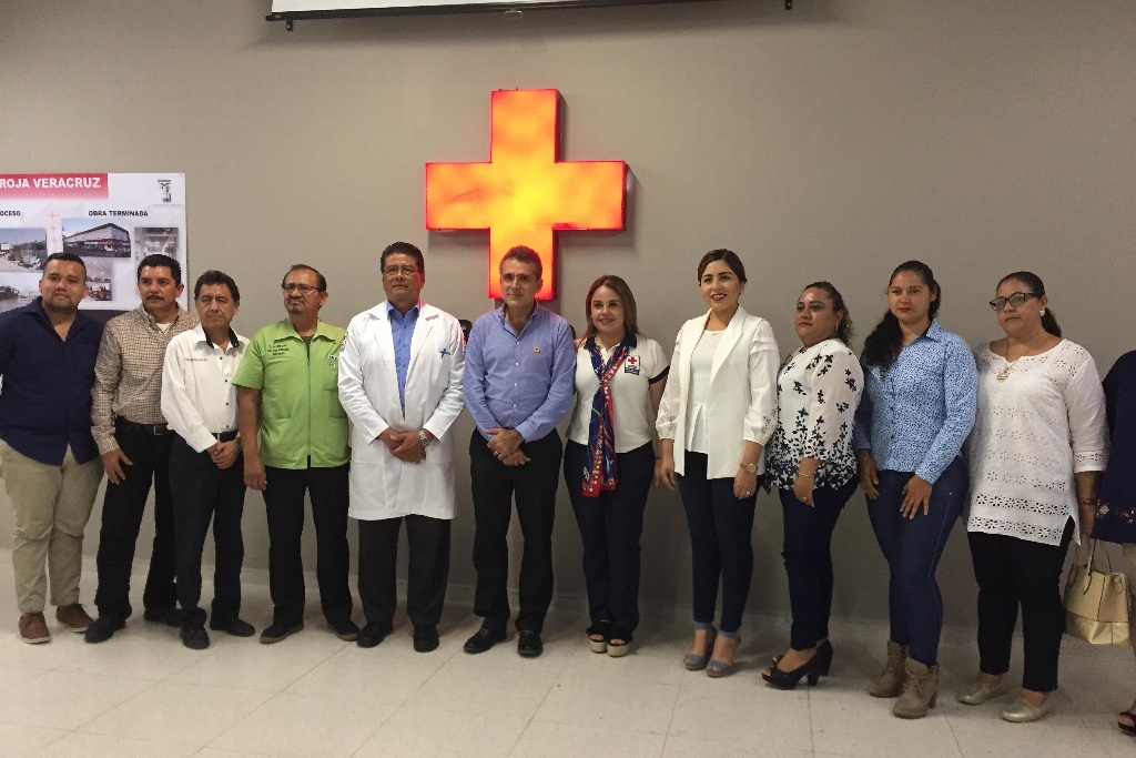 Imagen Cruz Roja dona medicamentos a siete municipios de Veracruz 
