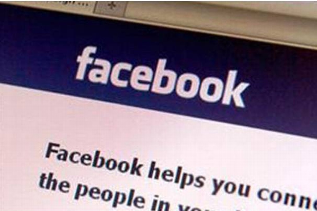 Imagen Caen acciones de Facebook en Wall Street por robo de datos