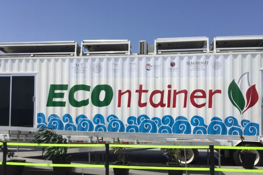 Imagen Llega EContainer a Plaza de los Valores de Boca del Río