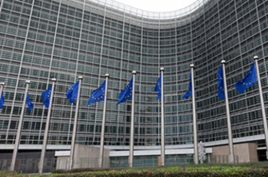 Imagen UE pide a Estados Unidos exención permanente de aranceles a su acero