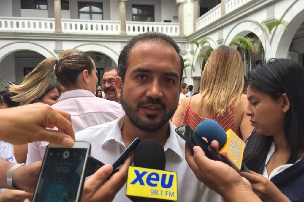 Imagen Garantizada la seguridad en Veracruz durante vacaciones: Fernando Yunes