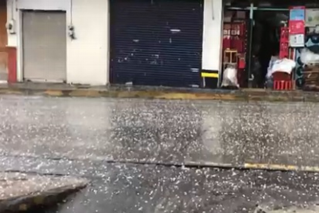 Imagen Reportan caída de granizo en  Xico, Veracruz (+Video)