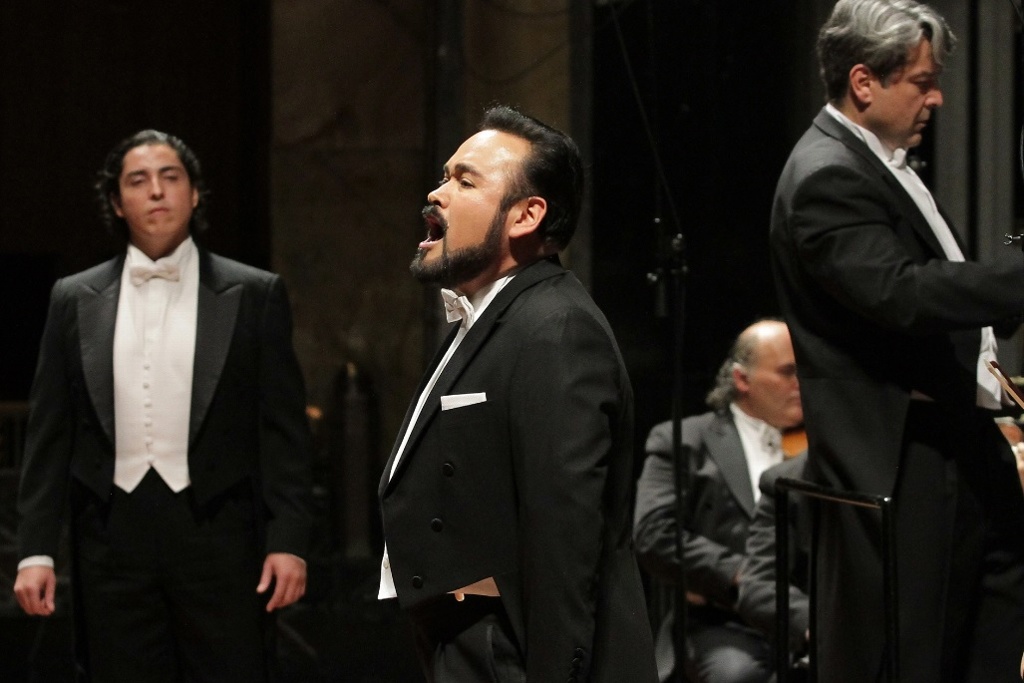 Imagen Ofrece el tenor veracruzano Javier Camarena concierto en beneficio de damnificados del sismo