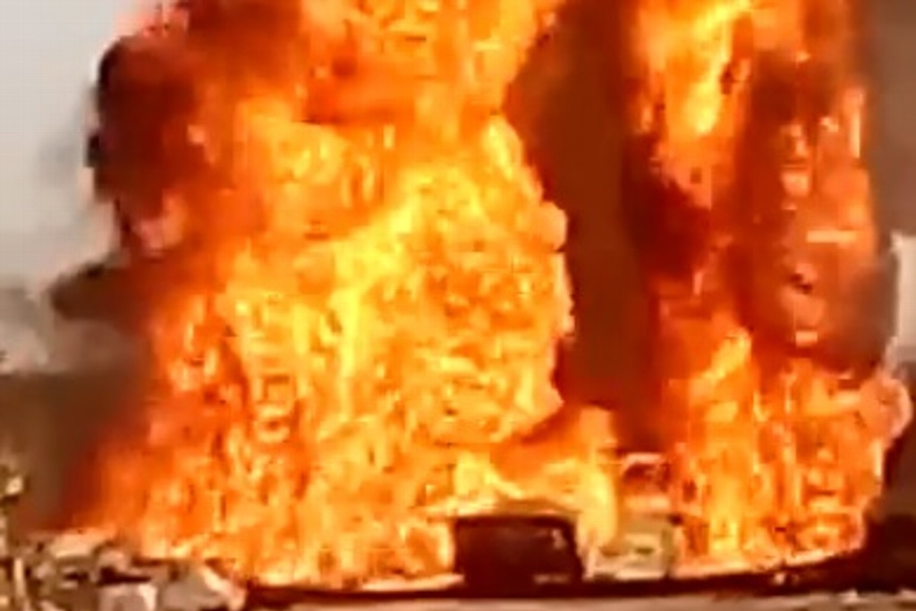 Imagen Incendio por toma clandestina en Querétaro 