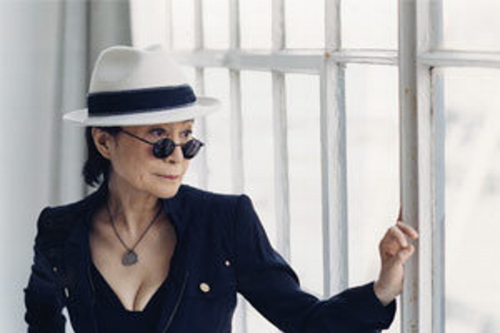 Imagen Roban en exposición de Yoko Ono