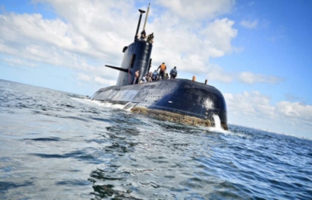 Imagen Promete gobierno argentino seguir búsqueda de submarino perdido con 44 tripulantes