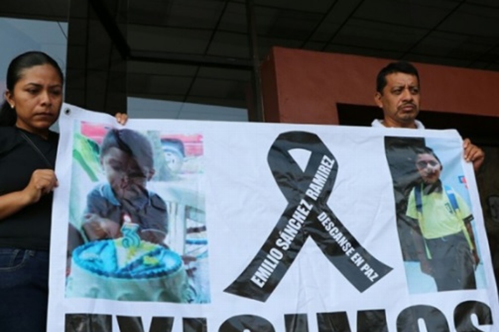 Imagen No dejen libres a los asesinos de nuestro hijo, exigen padres de niño asesinado en Tabasco