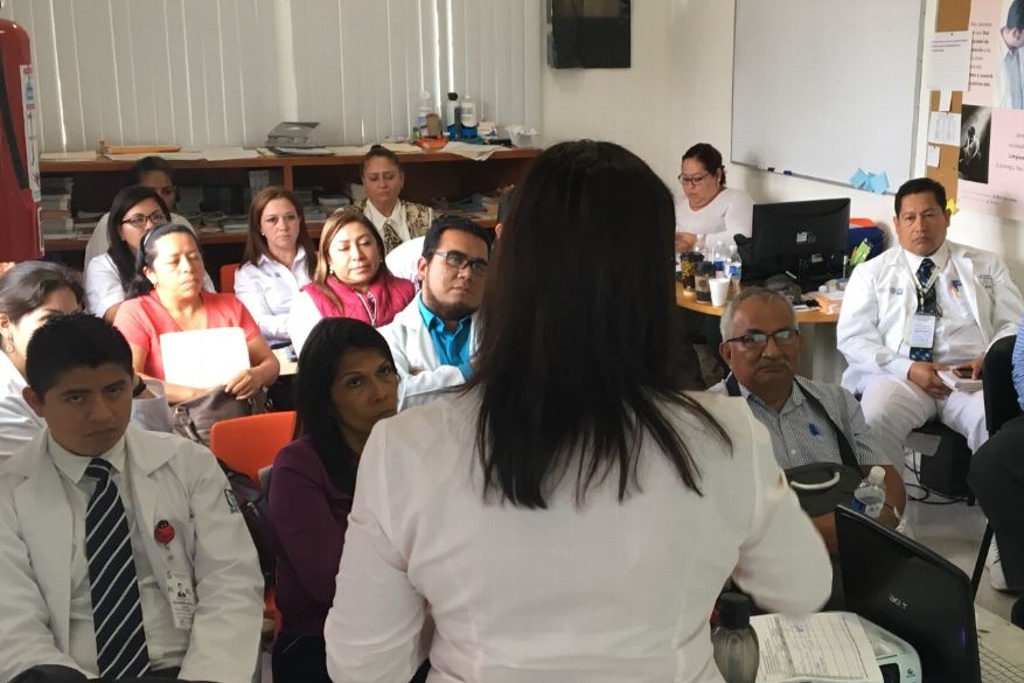 Imagen Imparte IMSS Veracruz curso contra las adicciones