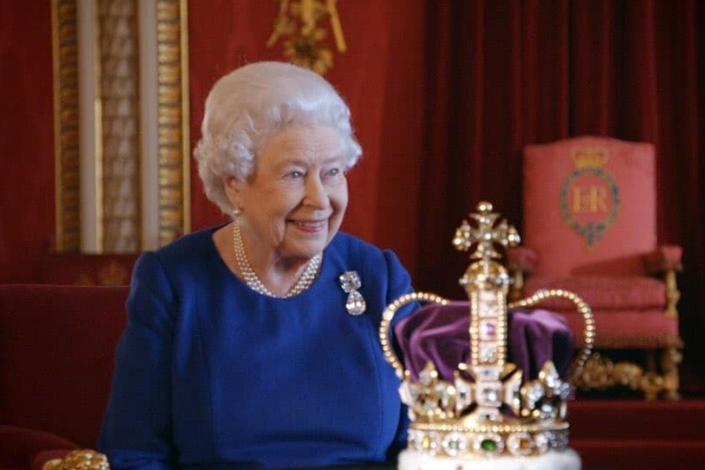 Imagen Reina Isabel II celebra cumpleaños 92 junto a su familia