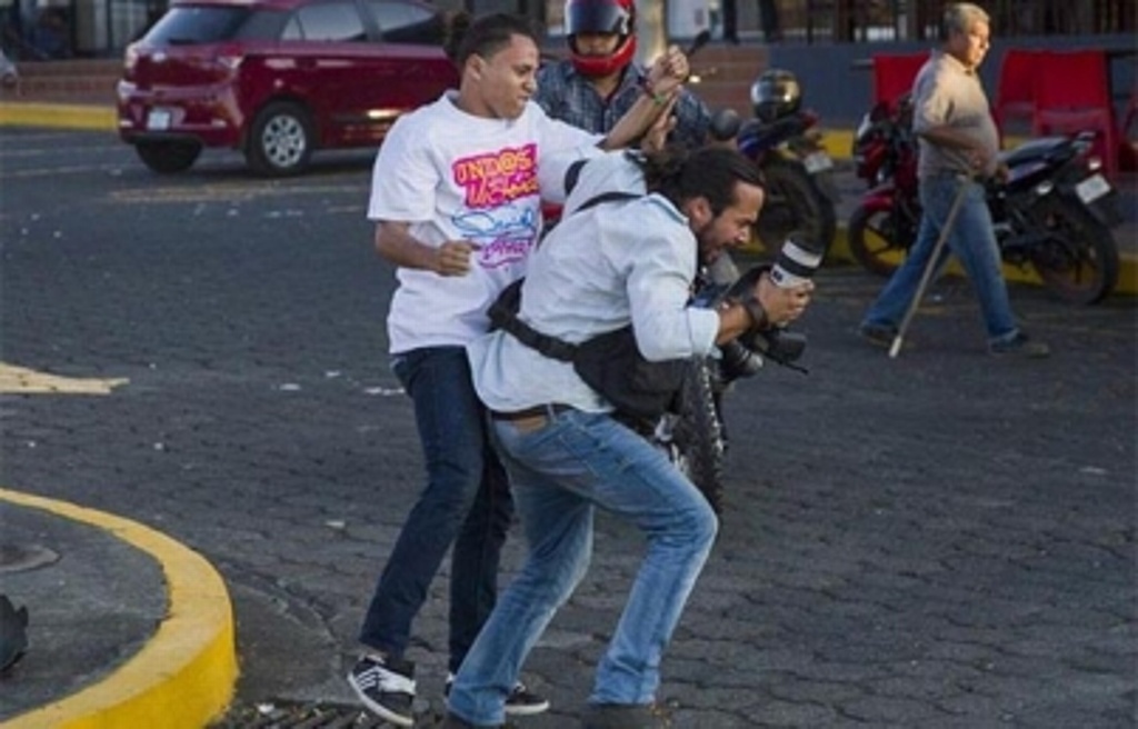 Imagen Policía asesina a periodista que cubría protestas en Nicaragua