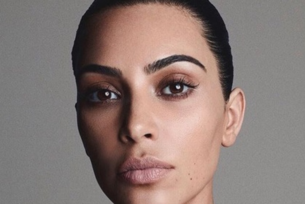 Imagen ¡Escándalo! Kim Kardashian enseña sus partes íntimas (+fotos)