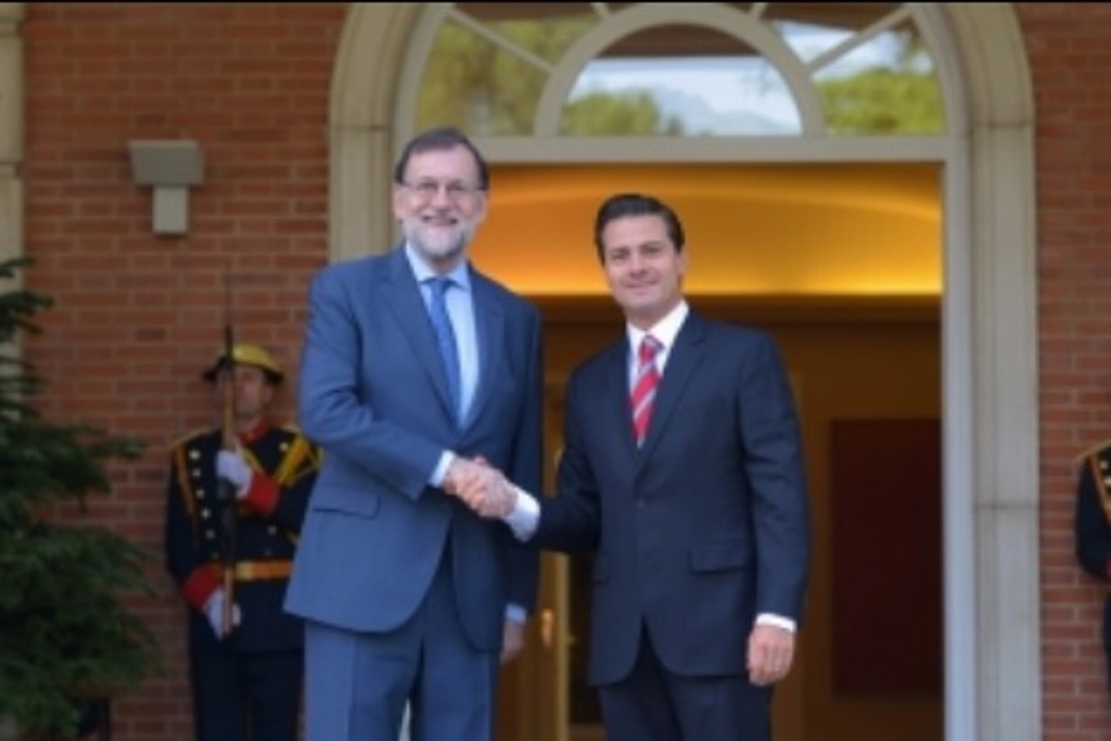 Imagen Celebran Rajoy y Peña Nieto acuerdo para modernizar relación UE-México