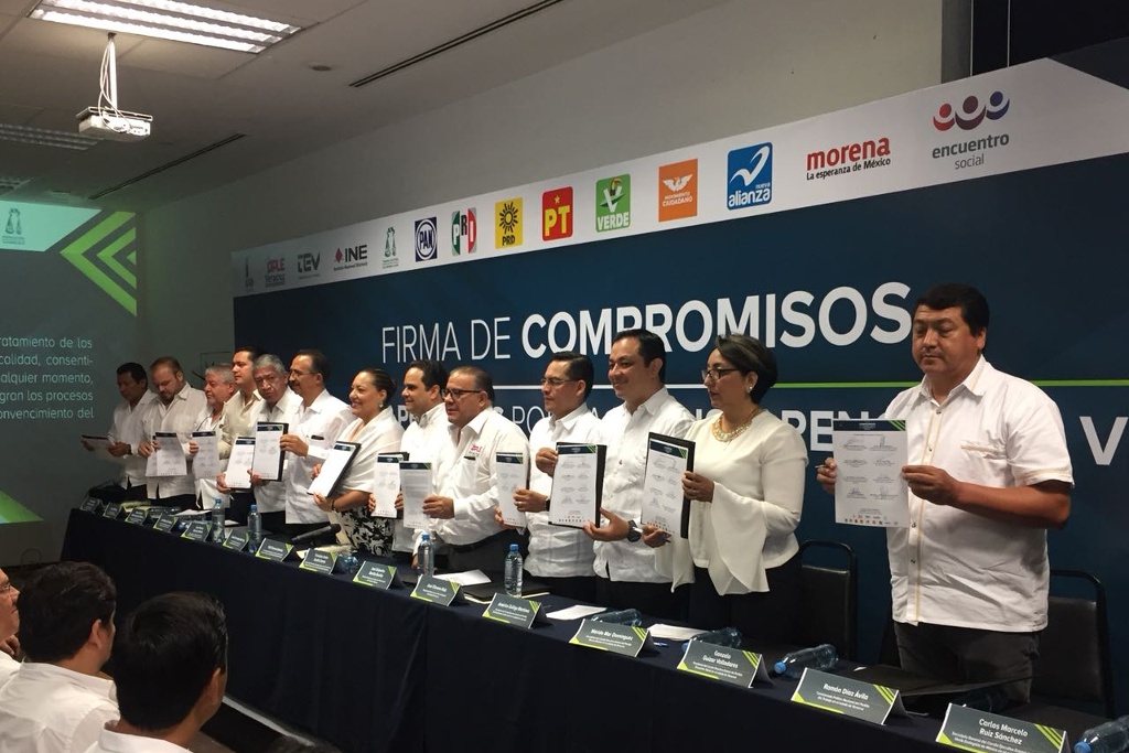 Imagen Firman partidos políticos compromisos por la transparencia en Veracruz