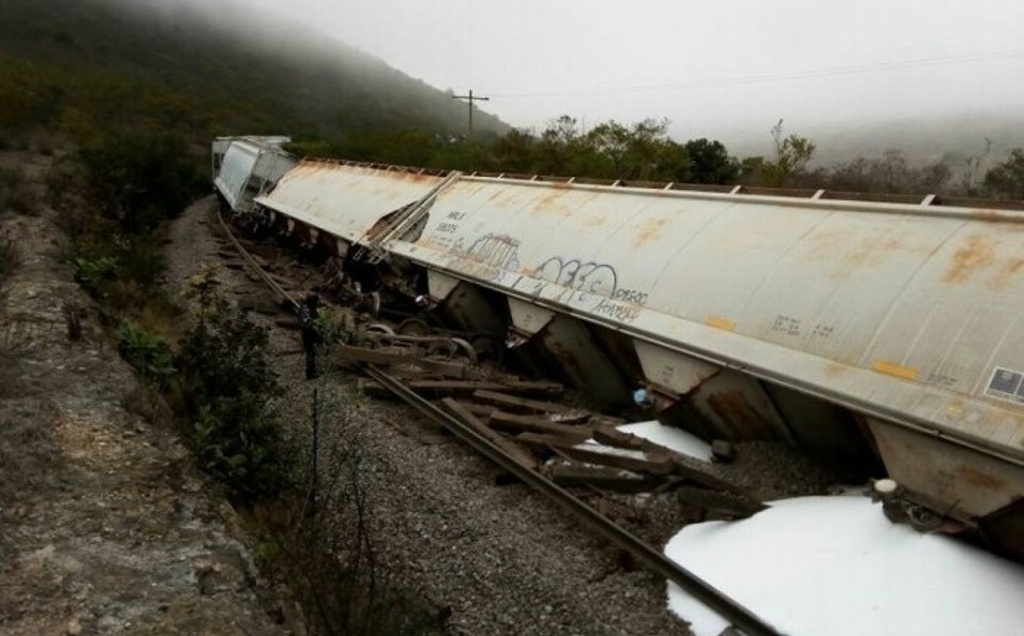 Imagen Descarrilan tren para robar mercancía en Acultzingo, Veracruz