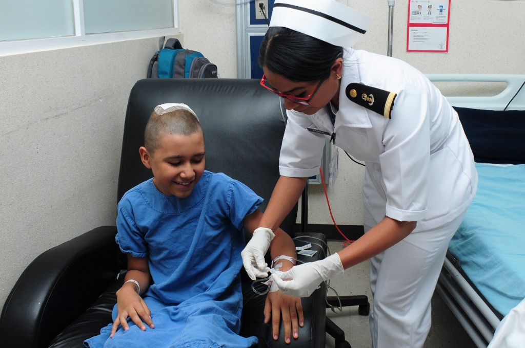 Imagen Operan con éxito médicos navales cráneo de niño herido en sismo del 19 de septiembre