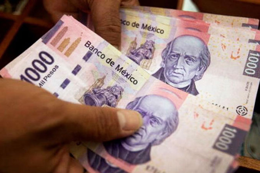 Imagen Xalapeño retira 100 mil pesos del banco y lo asaltan al llegar a su casa; denuncia al banco