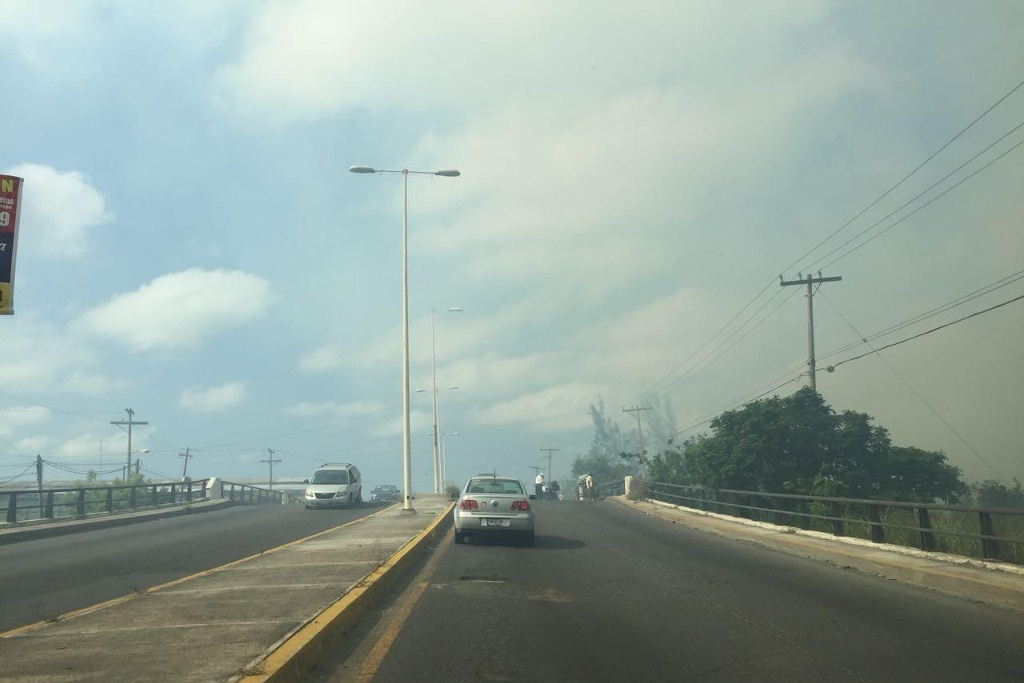 Imagen Circulación lenta en carretera Medellín-Veracruz por incendio 
