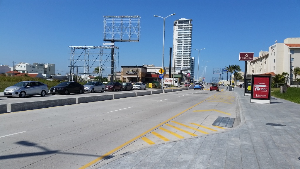 Imagen Tránsito de Boca del Río disminuye el límite de velocidad en el bulevar Ávila Camacho
