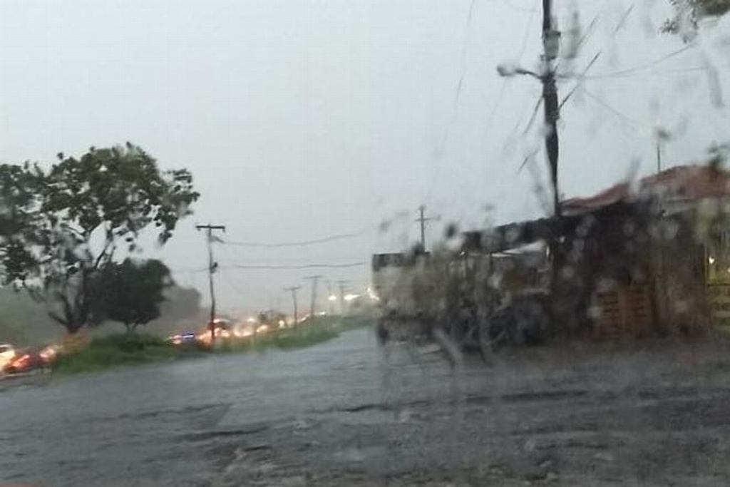 Imagen ¡Precaución! Se origina zanja en Rafael Cuervo por lluvias en Veracruz: PC